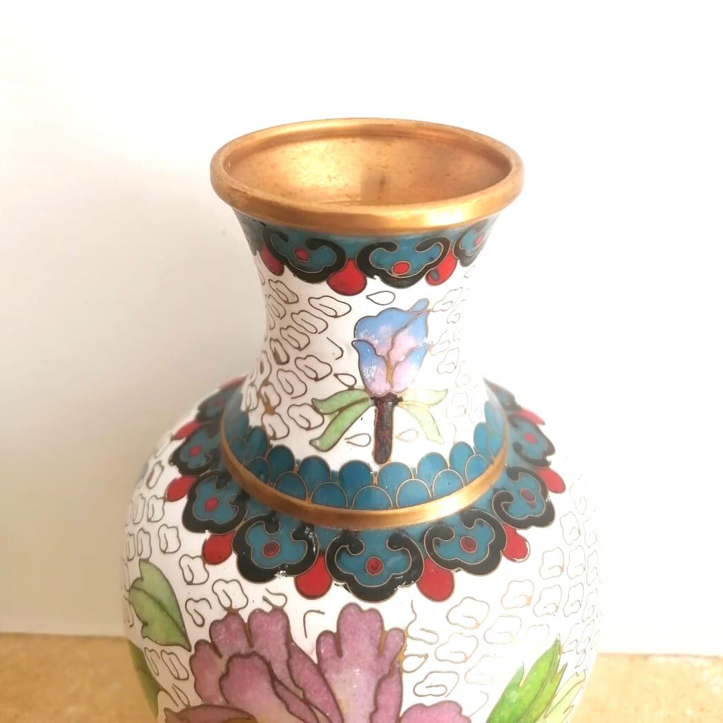 Paire de vases cloisonnés , Chine vers 1900