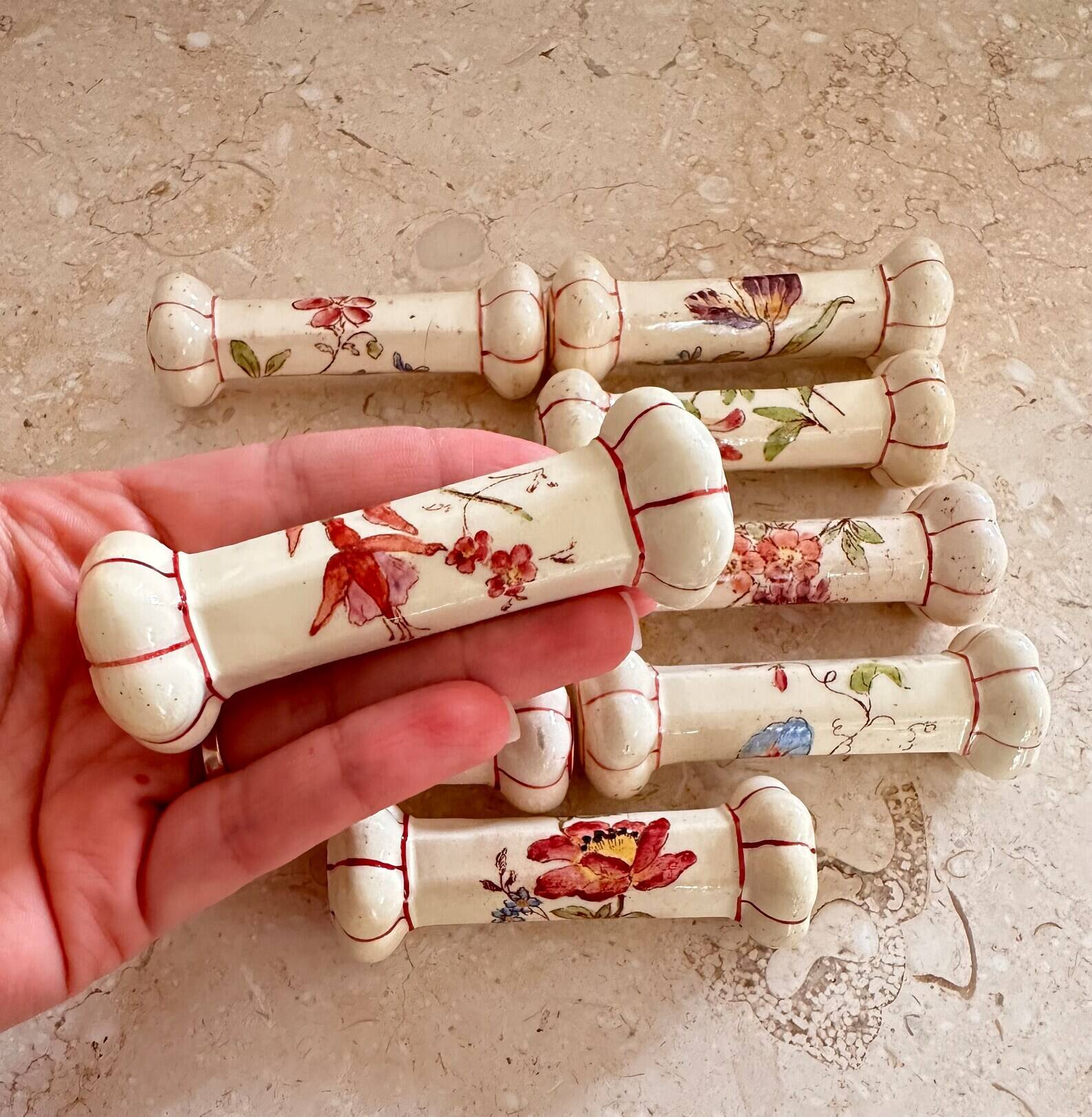 Series of 9 longchamp earthenware knife holders floral decor