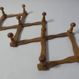 Accordion coat rack