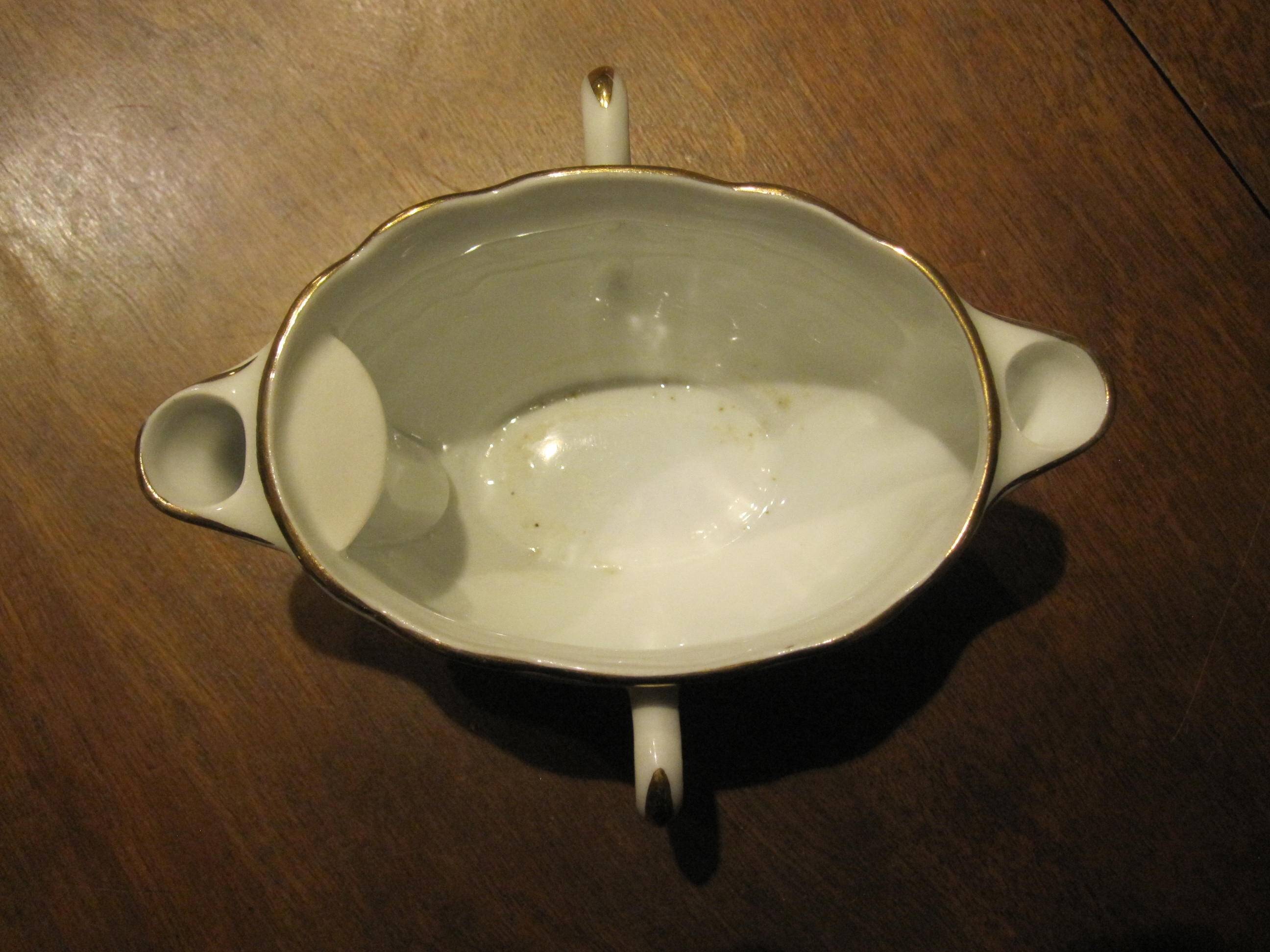 Meagre/Gra porcelain table sauce boat