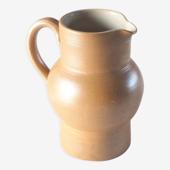 Sandstone pitcher