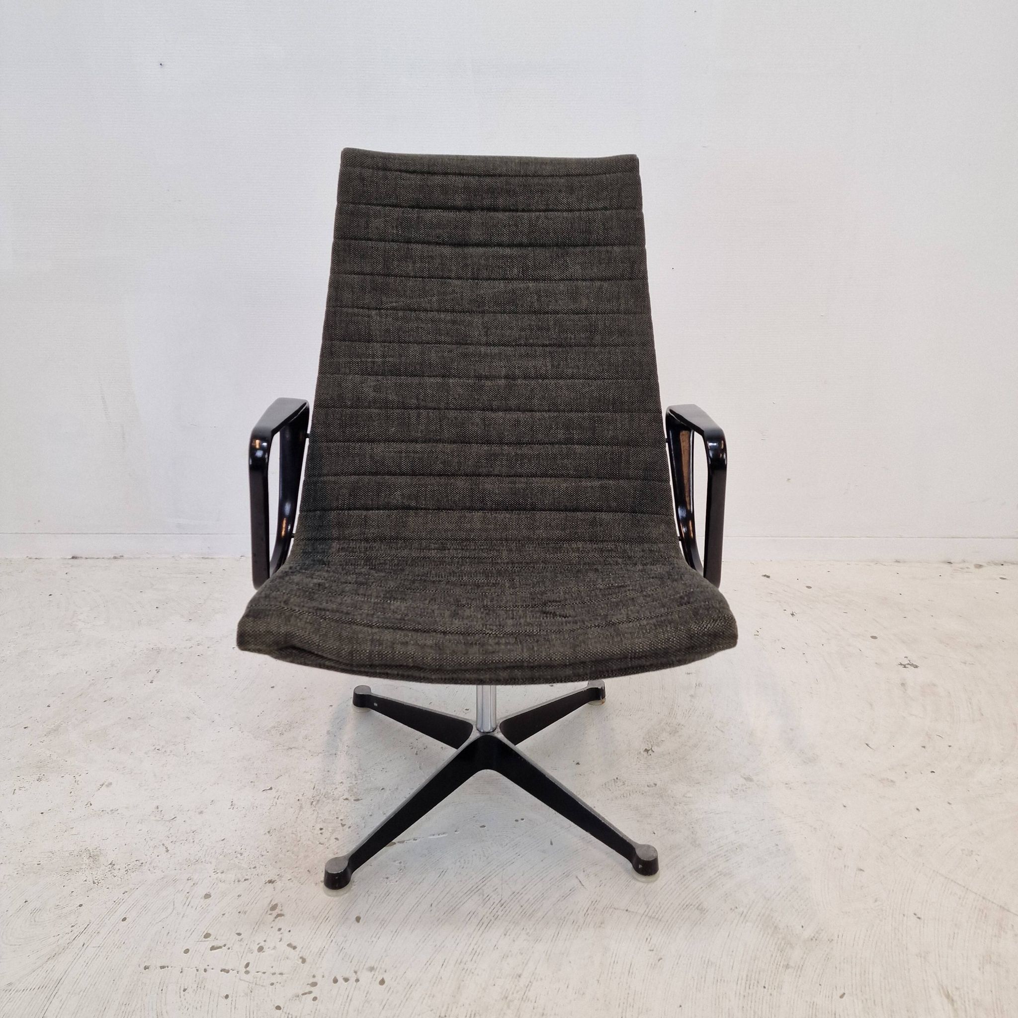 Chaise modèle EA 116 par Eames pour Herman Miller, 1960