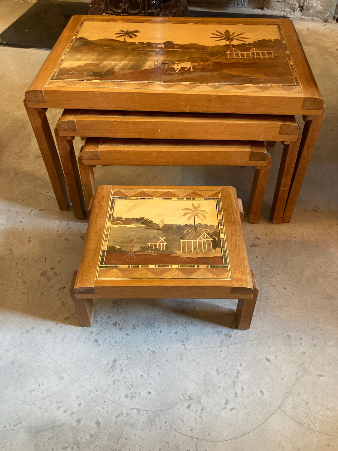 Nesting tables wood marquetry