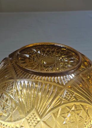 Vintage pressed glass salad bowl amber Belgium - Art Deco style