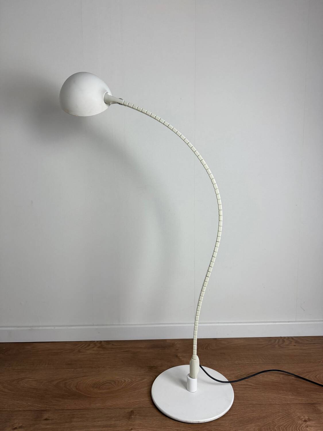 "Vertebre" floor lamp by Elio Martinelli for Martinelli Luce – Italy