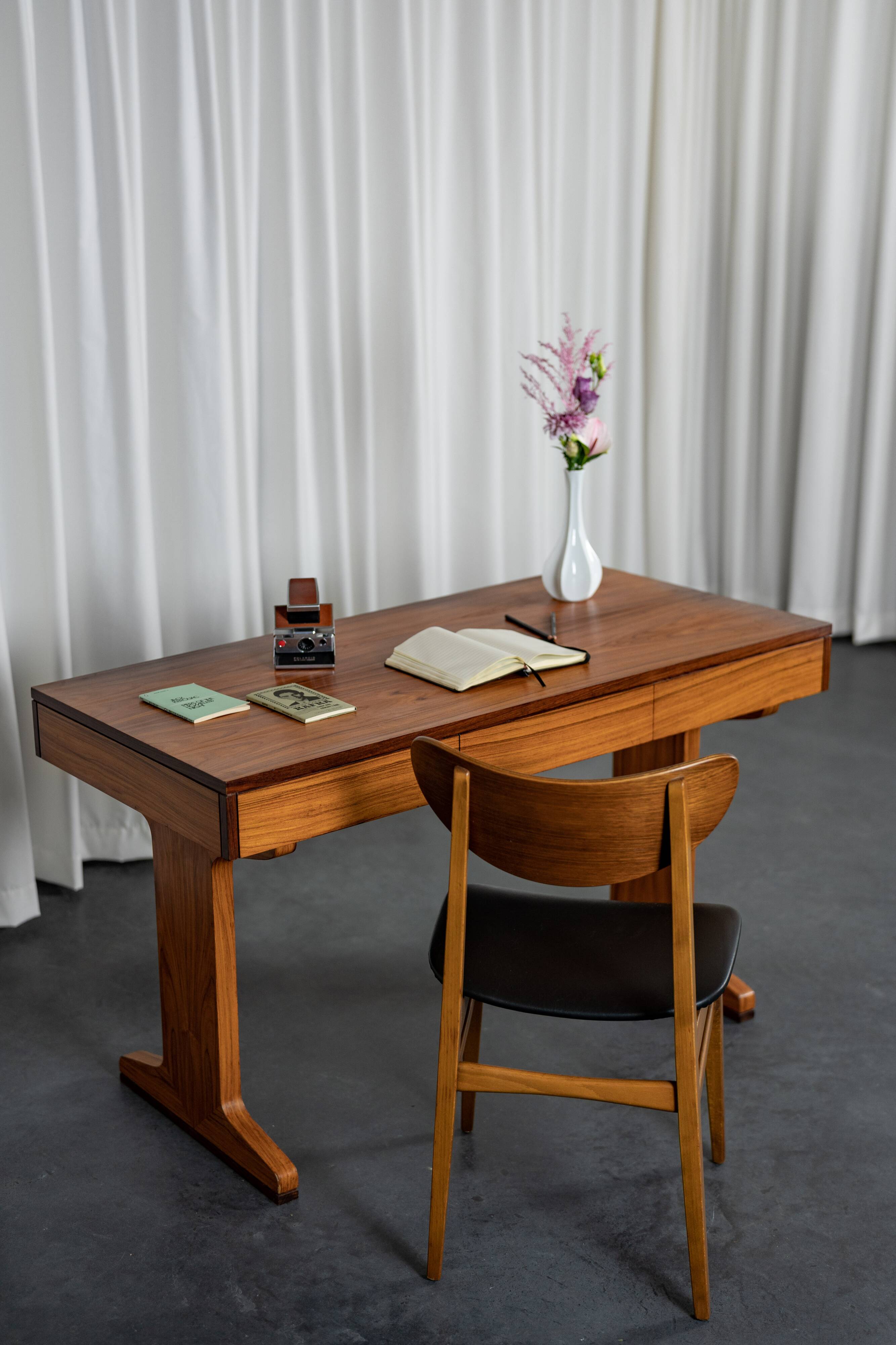 Mid Century Desk, Italy, 1950