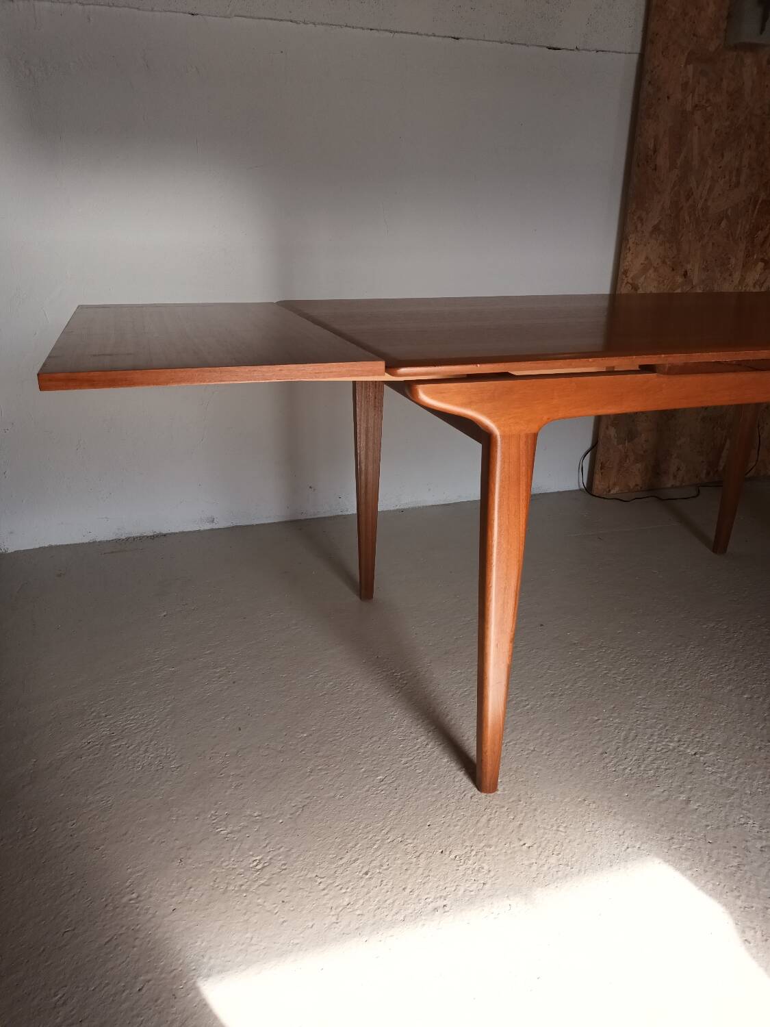 Table scandinave vintage