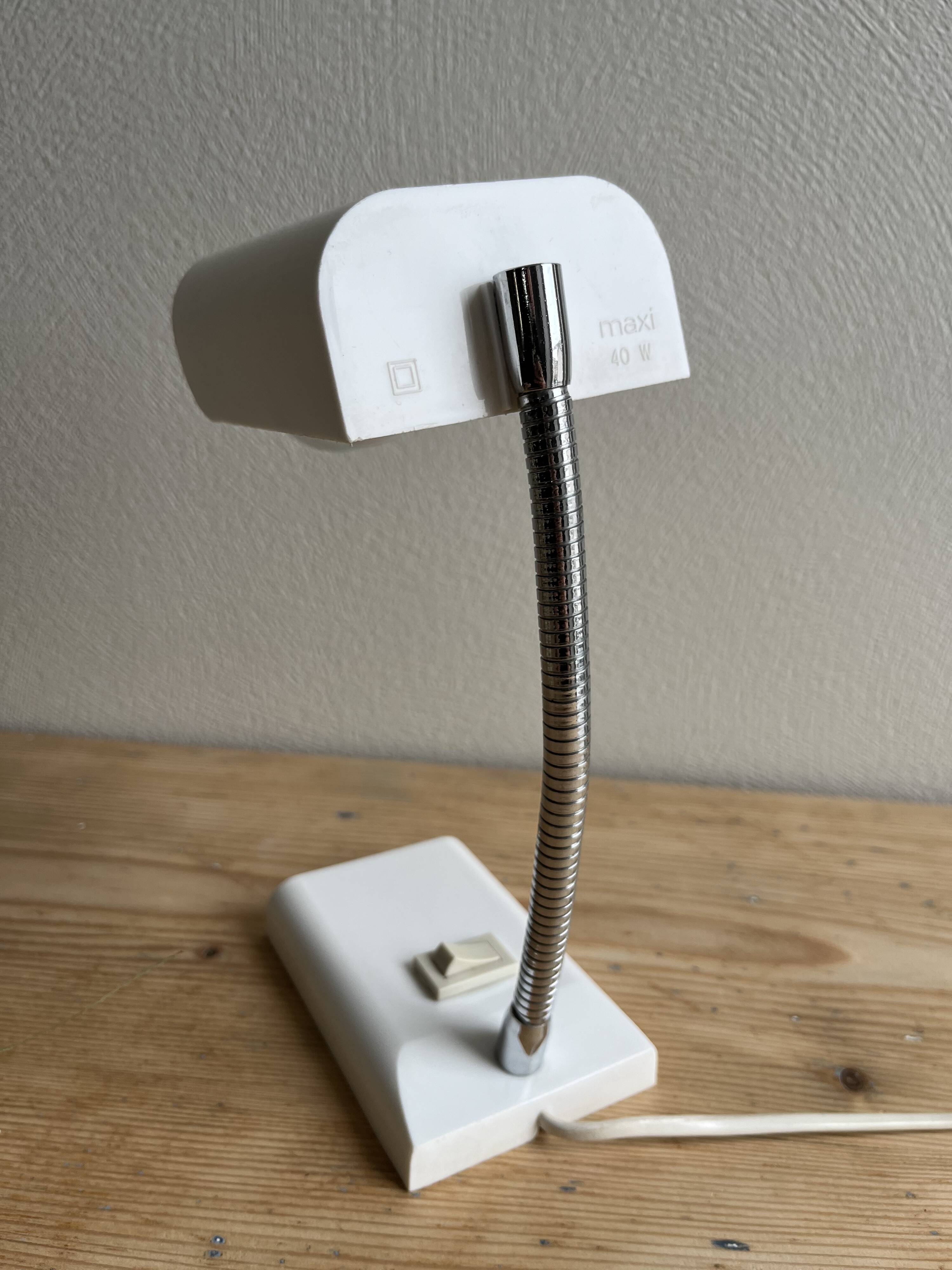 Vintage articulated lamp