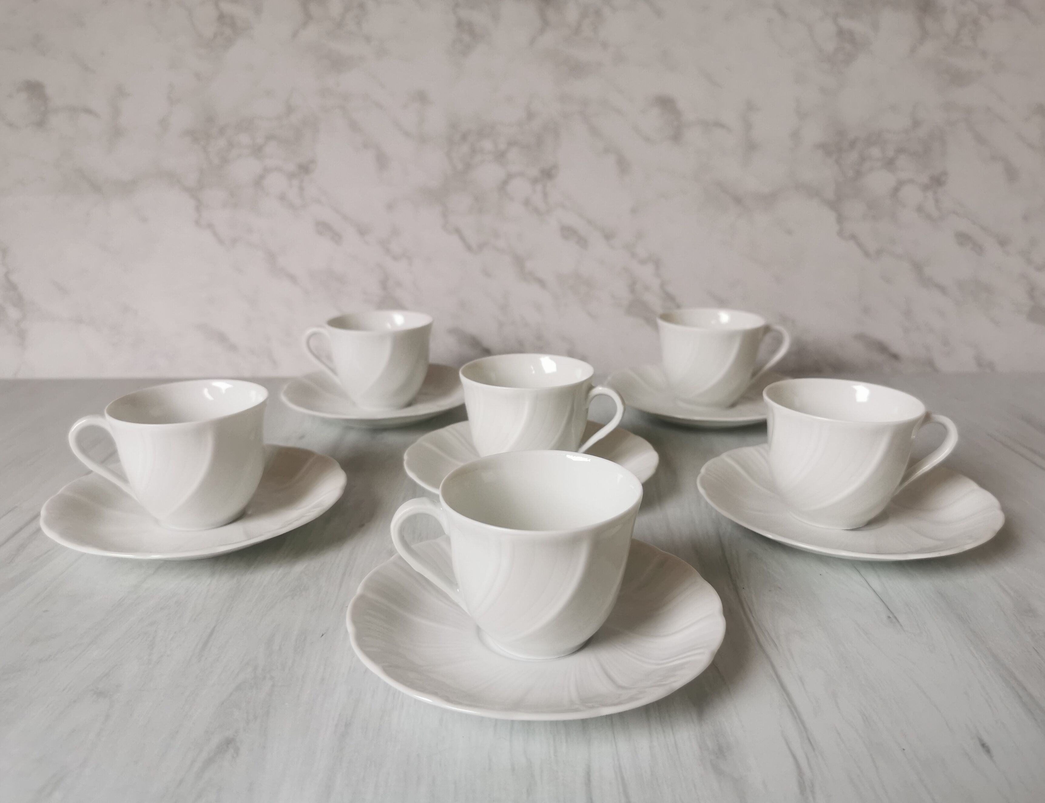 Porcelain cups and saucers Limoges Bernardaud