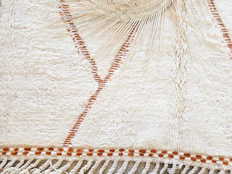 Hand-knotted Moroccan rug 150/250cm