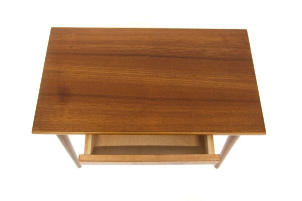 Table de chevet scandinave en teck, Suède, 1950