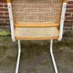 Chaise Cesca modèle b32 en blanc et bois par Marcel Breuer
