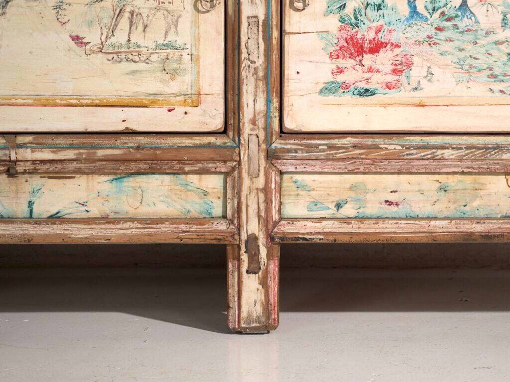 Antique buffet painted in pine wood – China, circa 1930