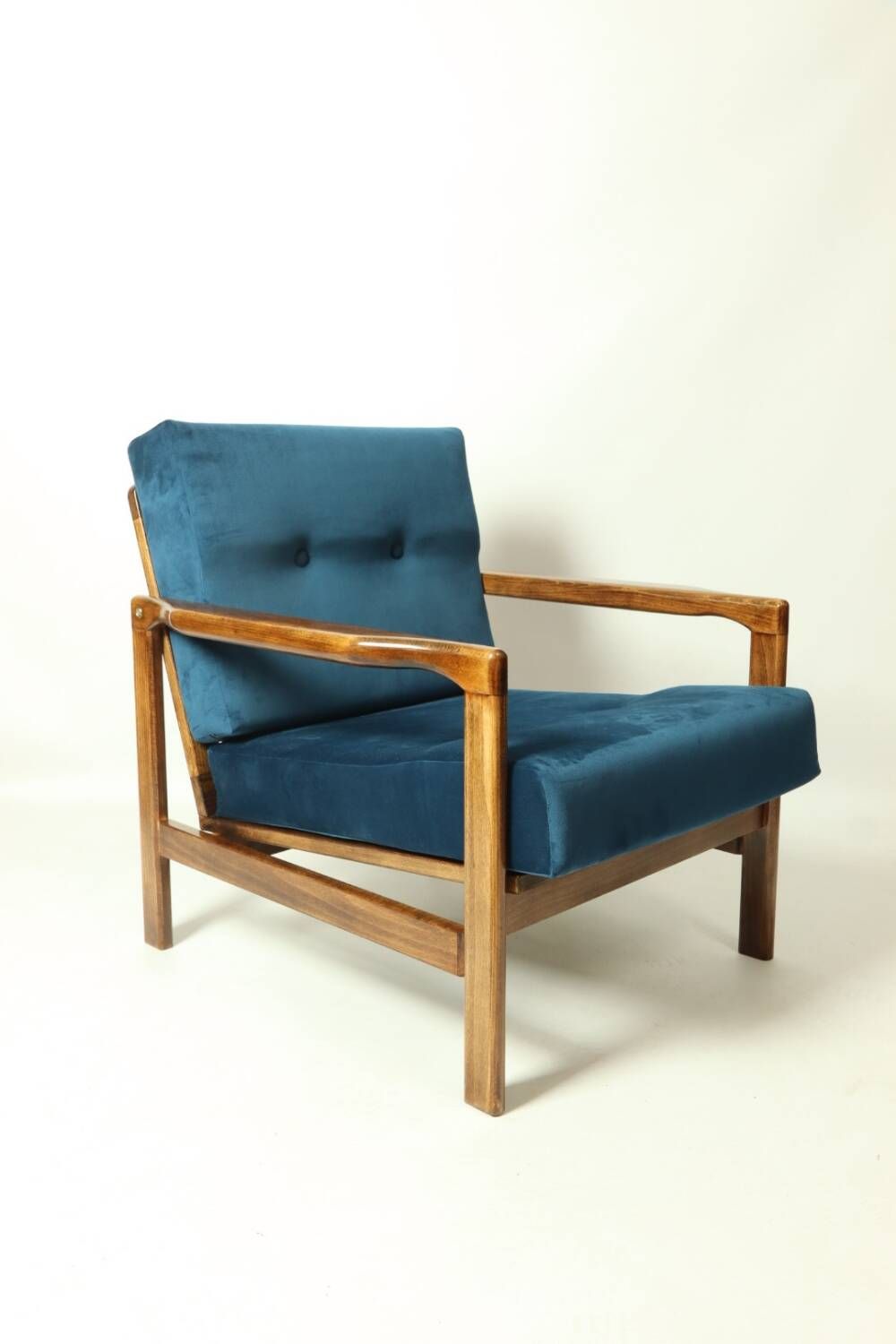 Fauteuil scandinave bleu marine velvet 1965  Z. Baczyk design chaise de salon