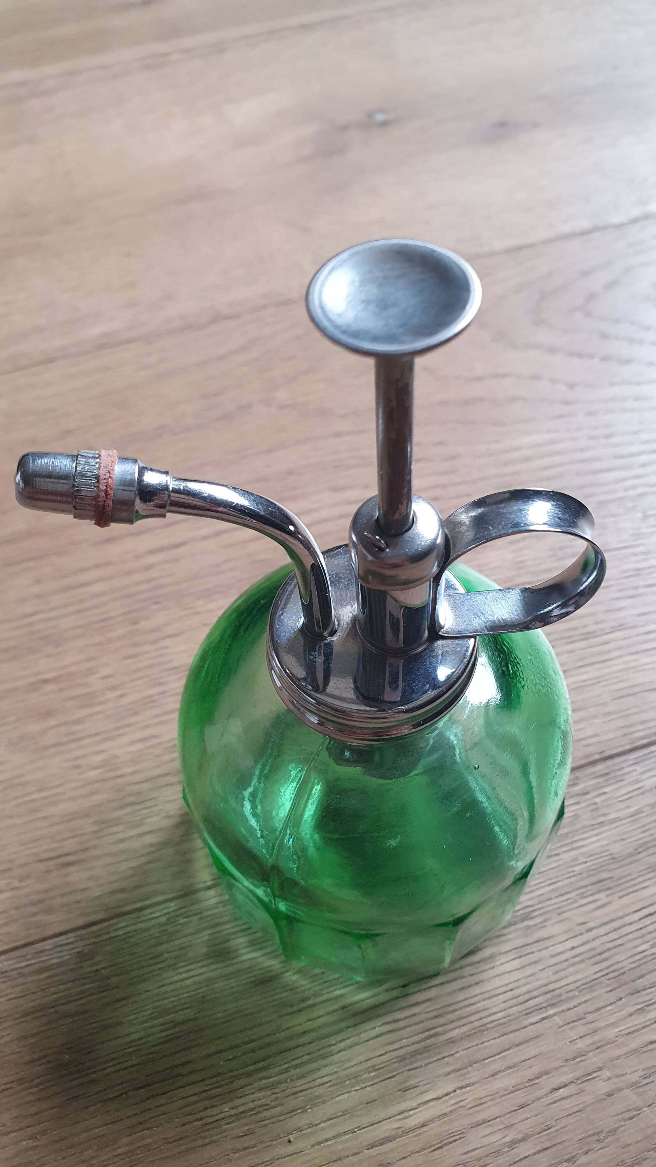 Vintage glass siphon or vaporizer
