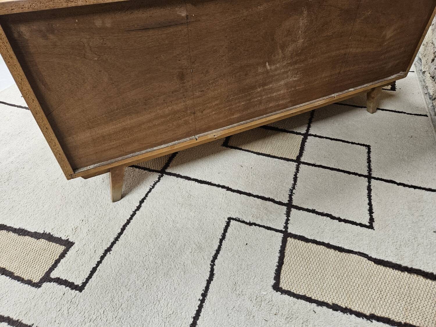 Small vintage sideboard 1960 compass foot