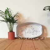 Enamelled metal dish