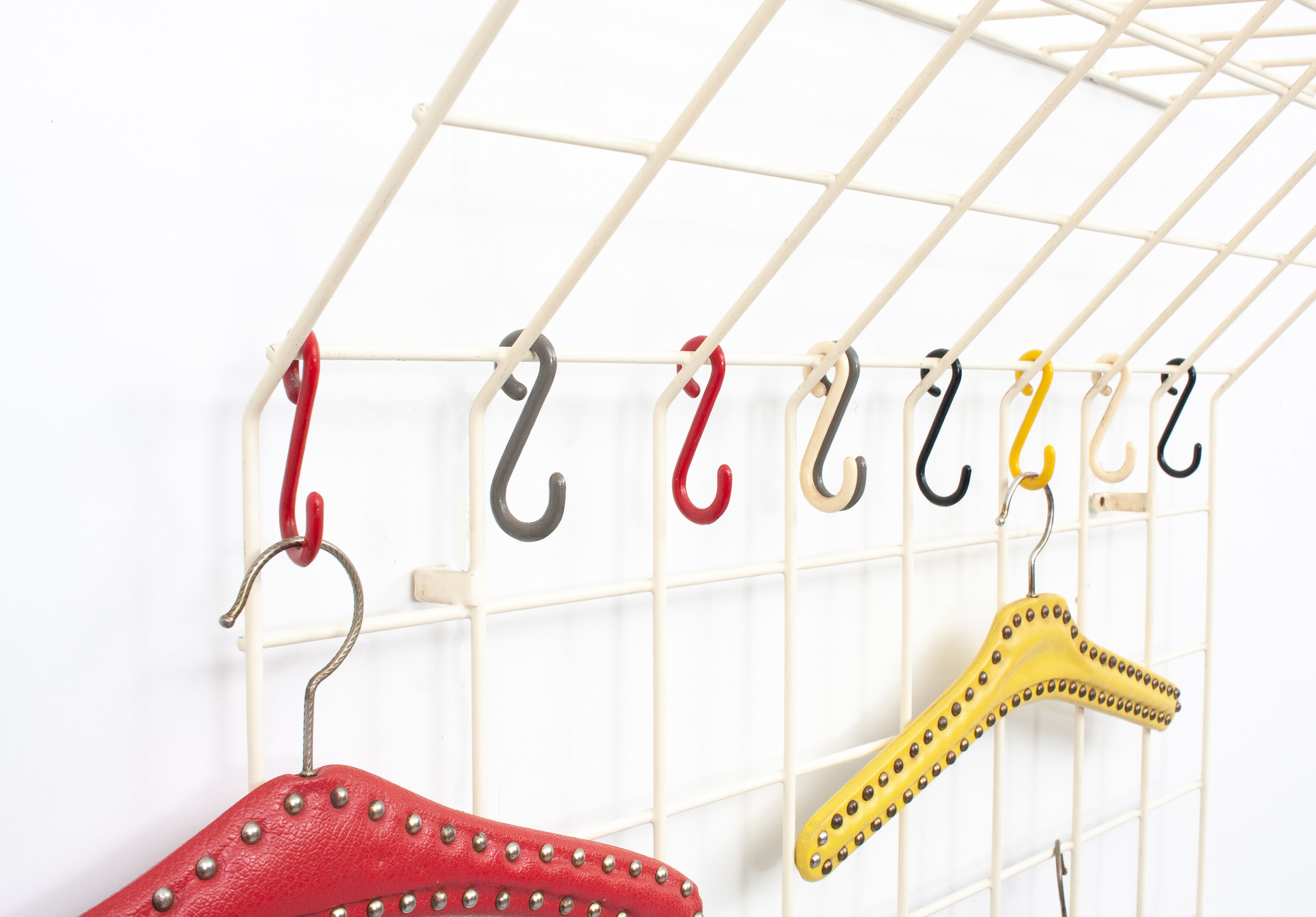 Porte-manteau suspendu Karl Fichtel, Allemagne, années 1950