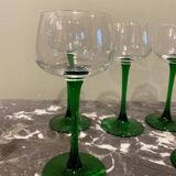 Verre à pied vert