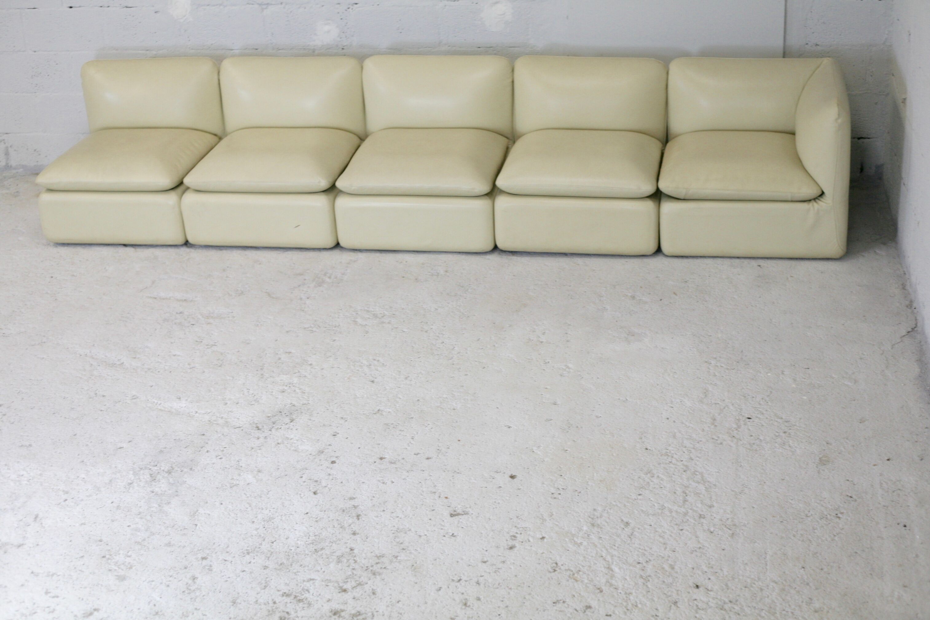Set of 5 leather armchairs, France 80