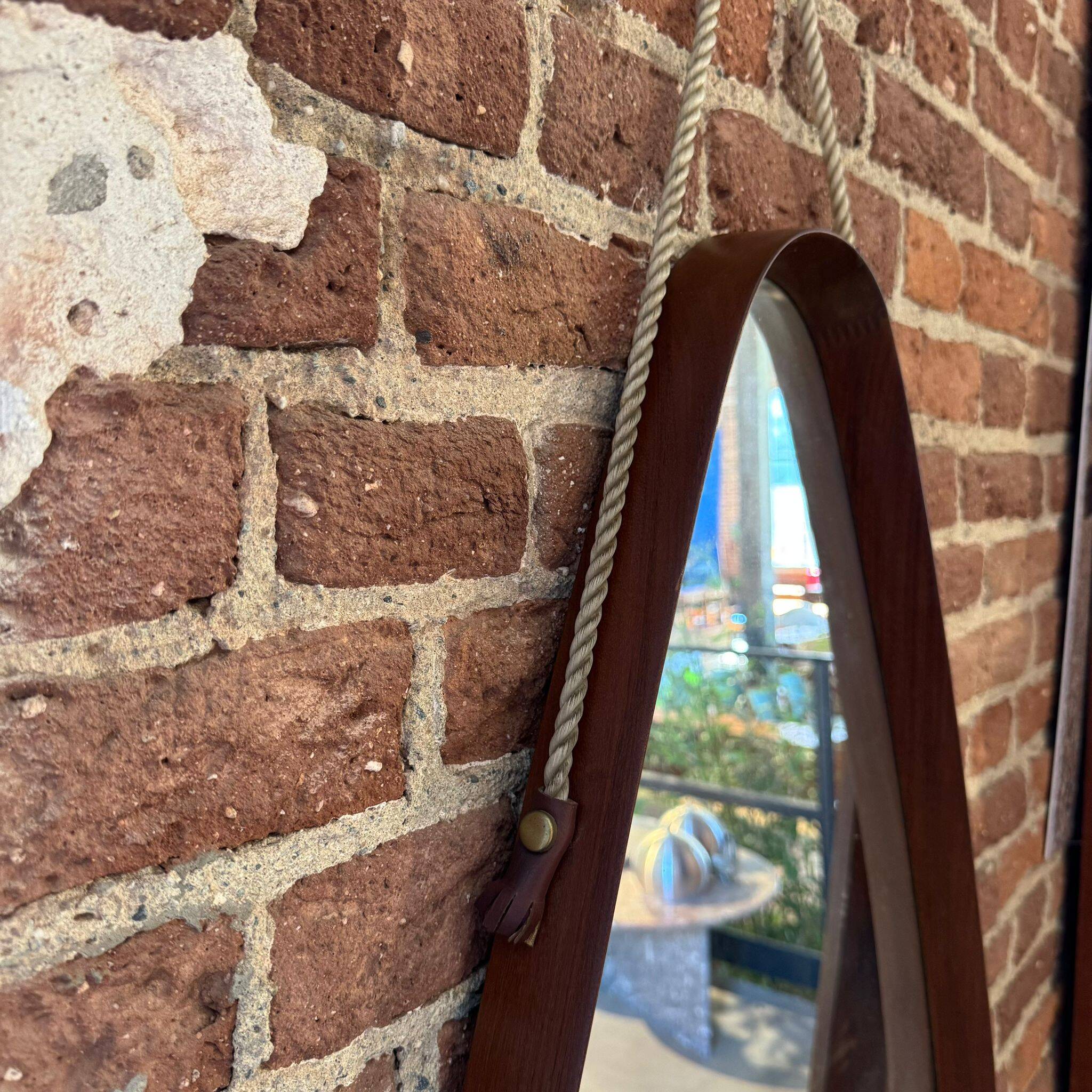 Miroir triangulaire vintage en teck