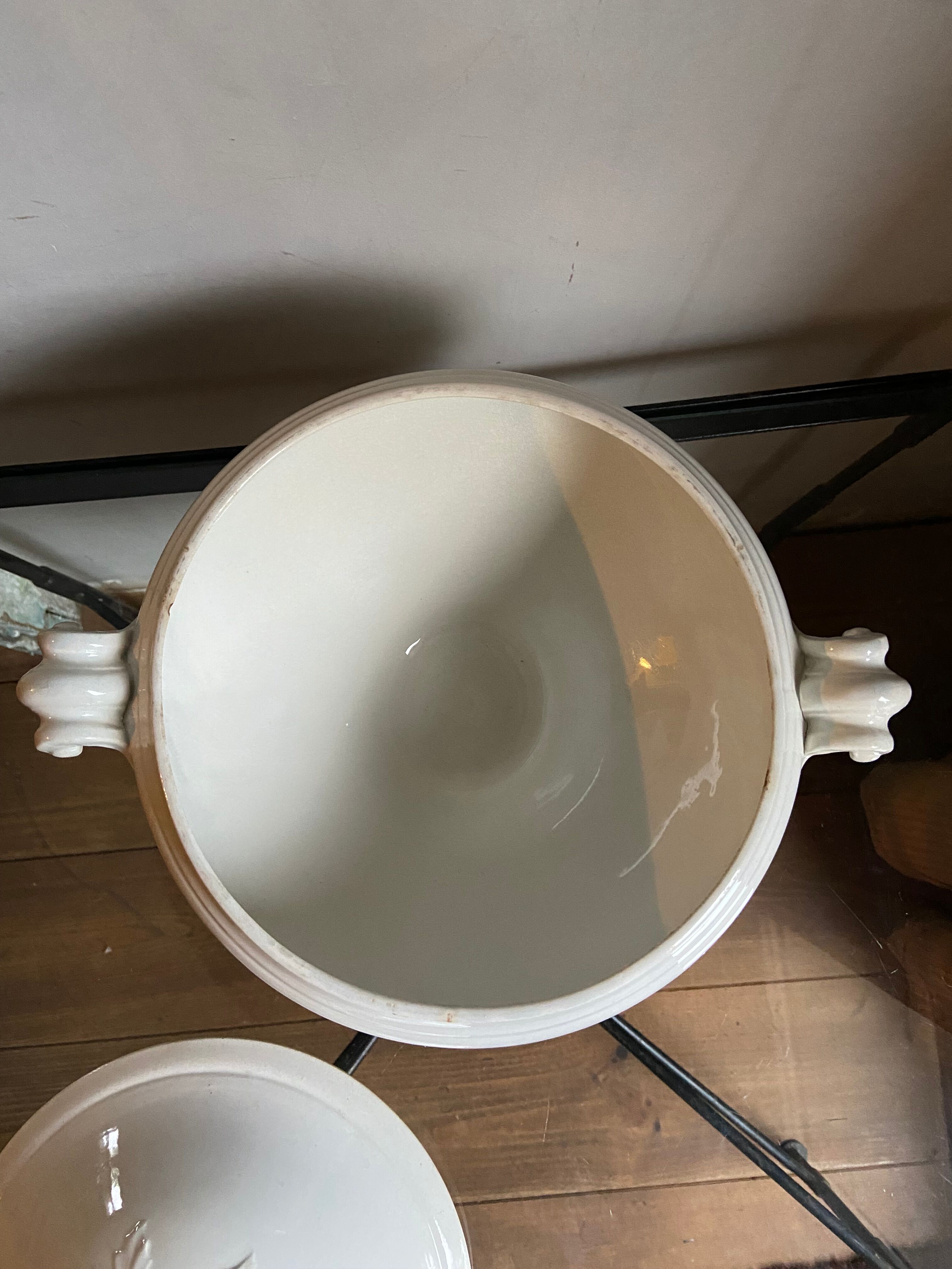 Soupière en Faïence blanche de Lunéville XIXème Siècle