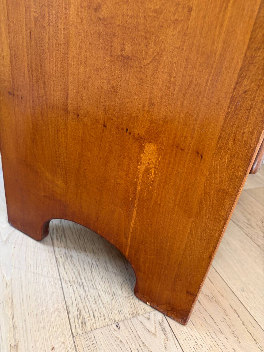 Maple stamped chest of drawers