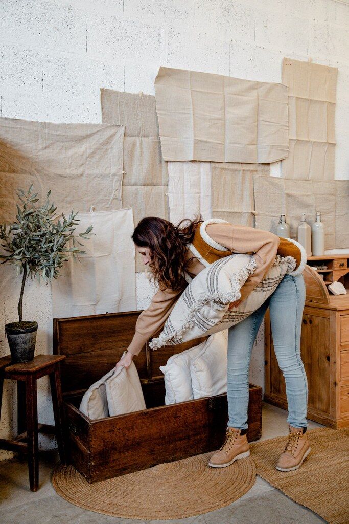 Trunk, dark wood trunk