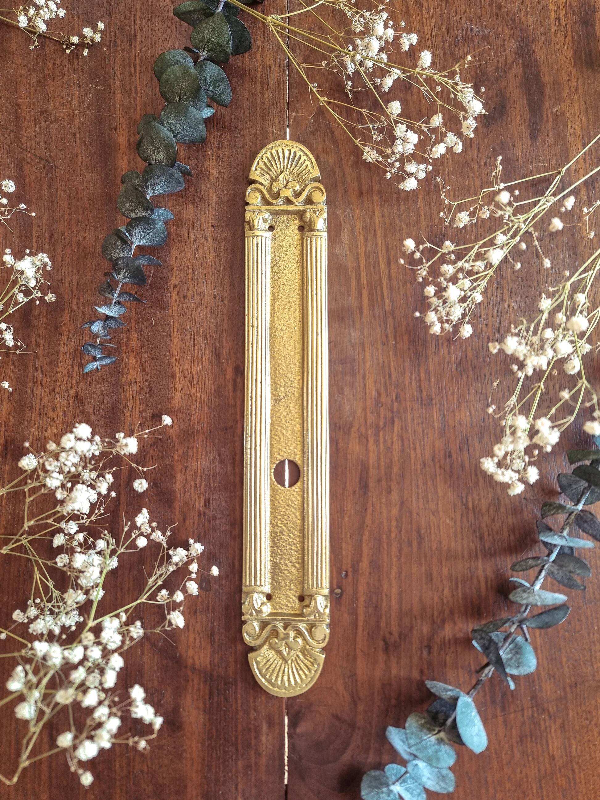 Bronze escutcheon plate