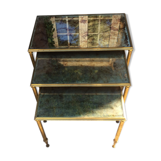 Giggle table