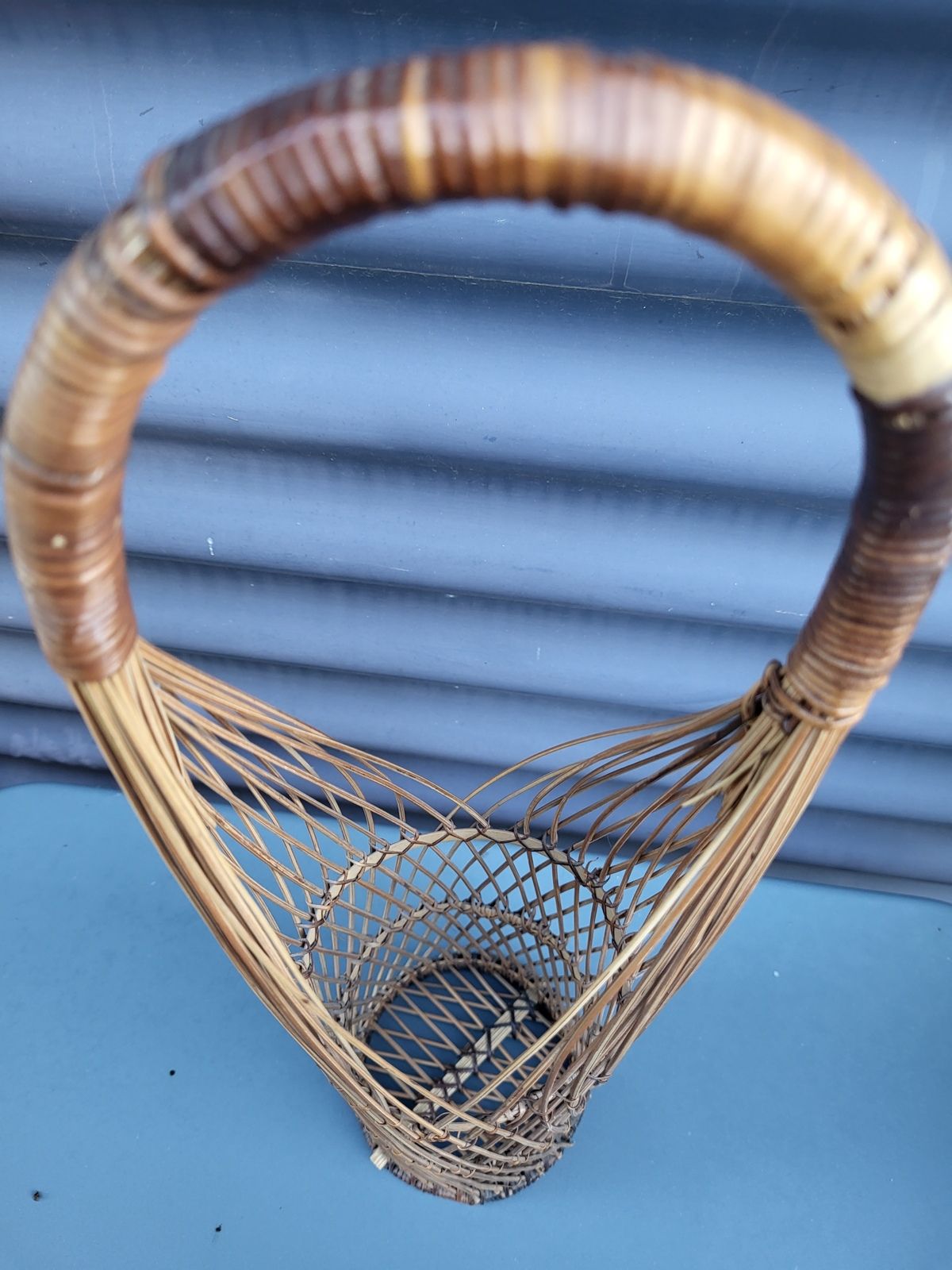 Woven wicker Japanese flower basket • Suruga Sensuji style