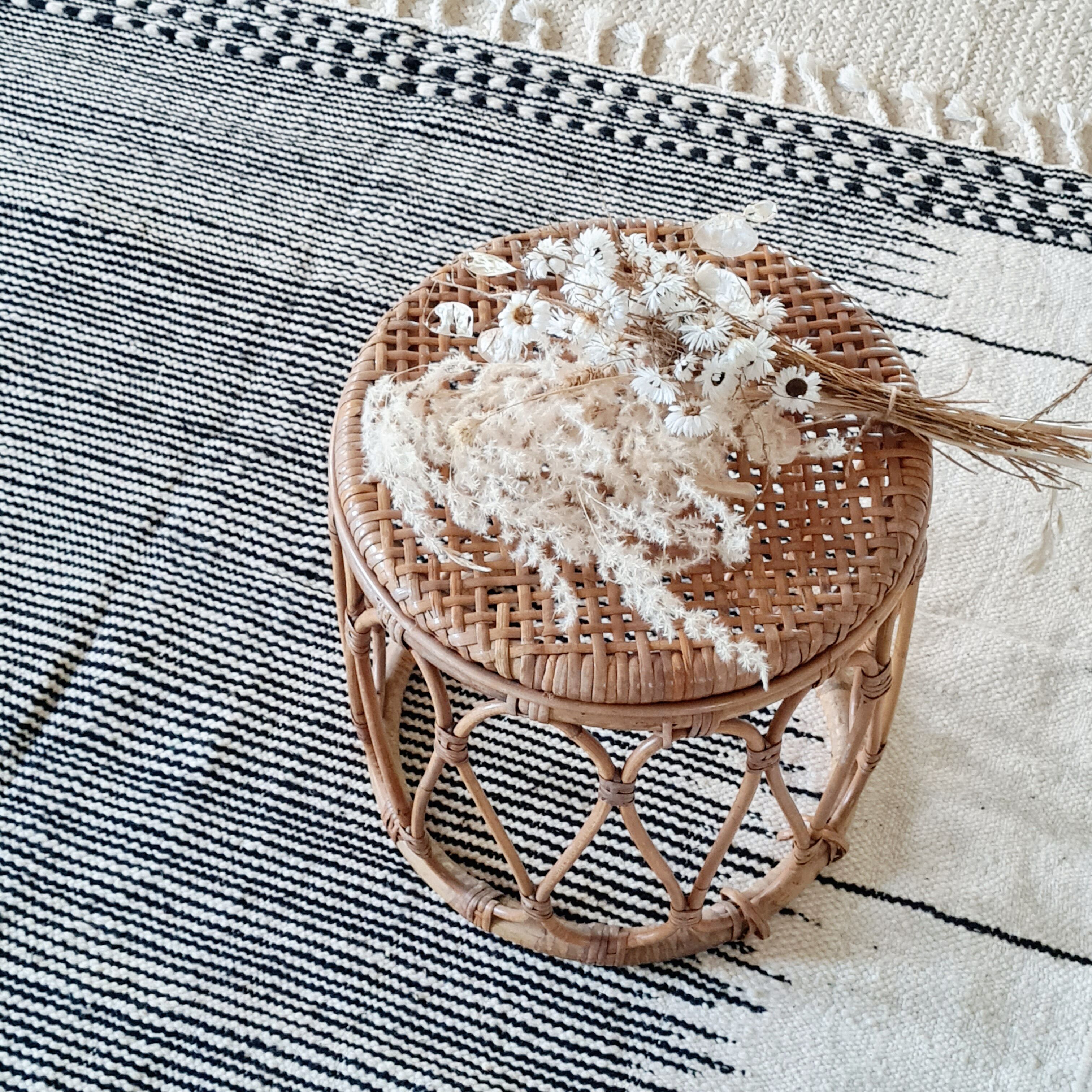 Black and white wool kilim rug 240 x 156