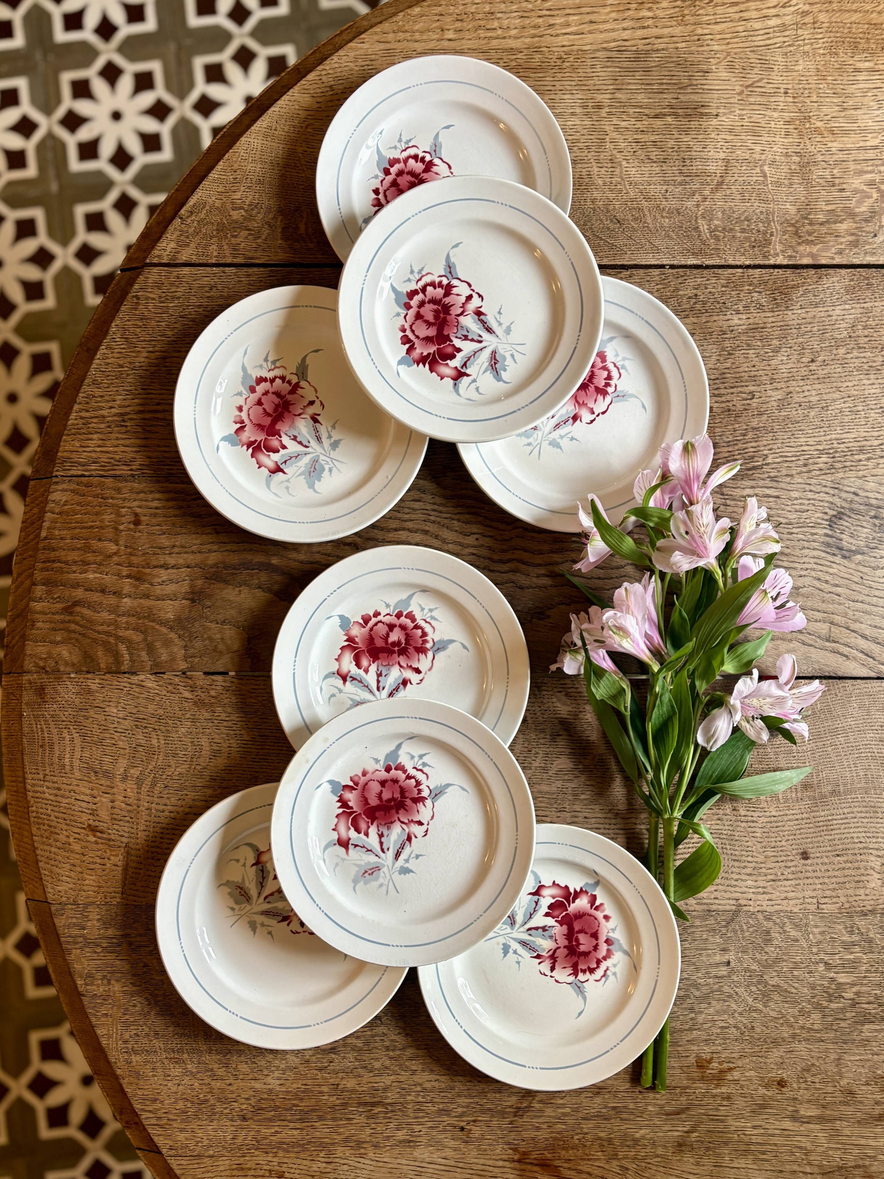 set of 8 vintage dessert plates - Saint Amand