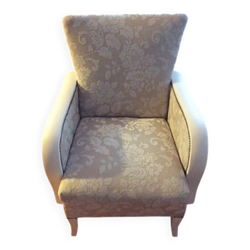 Set de 2 fauteuils Art Déco blancs en tissu - Hongrie, années 1930, dossier et accoudoirs sculptés