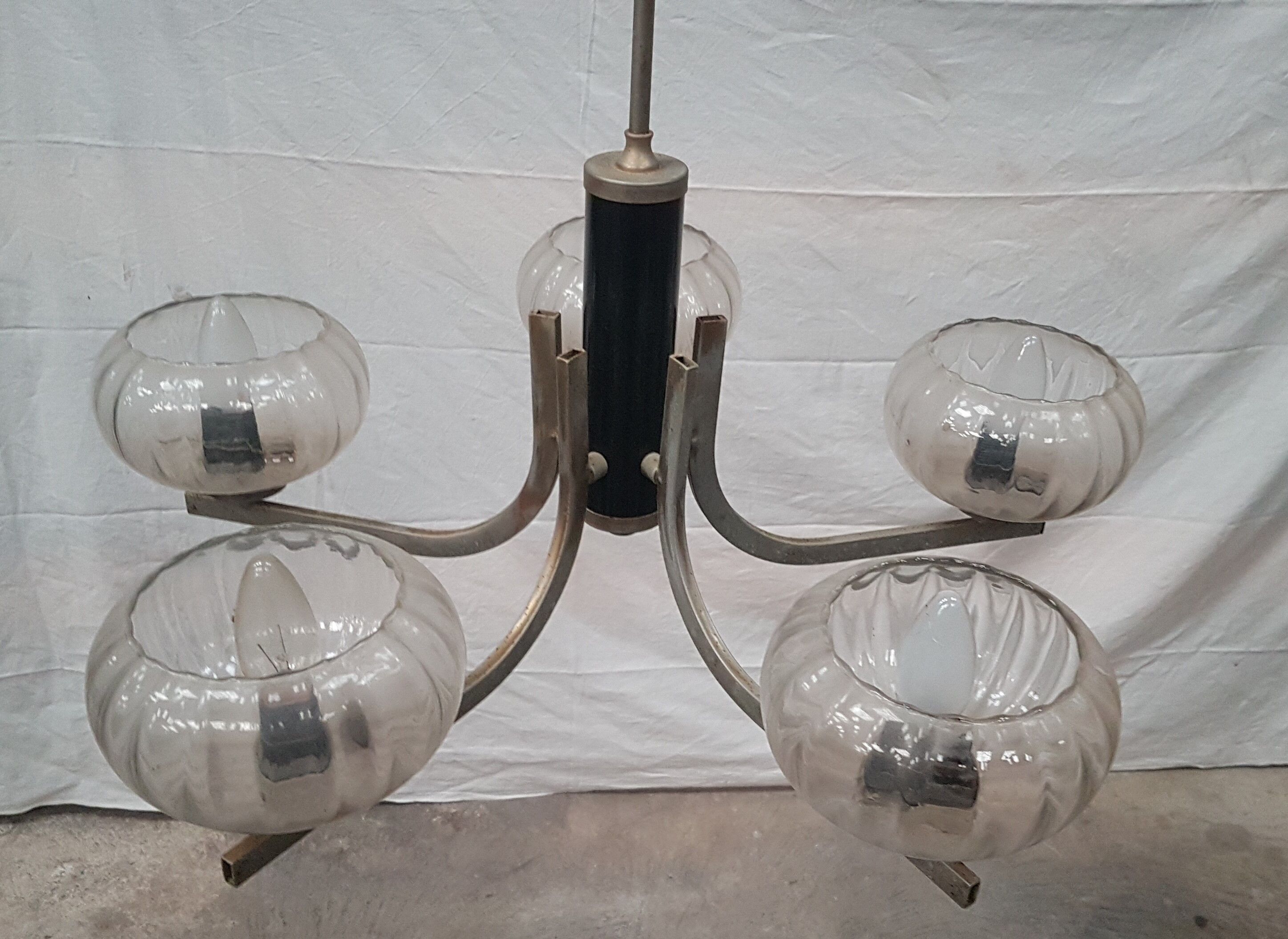 Art deco chandelier in metal and glass