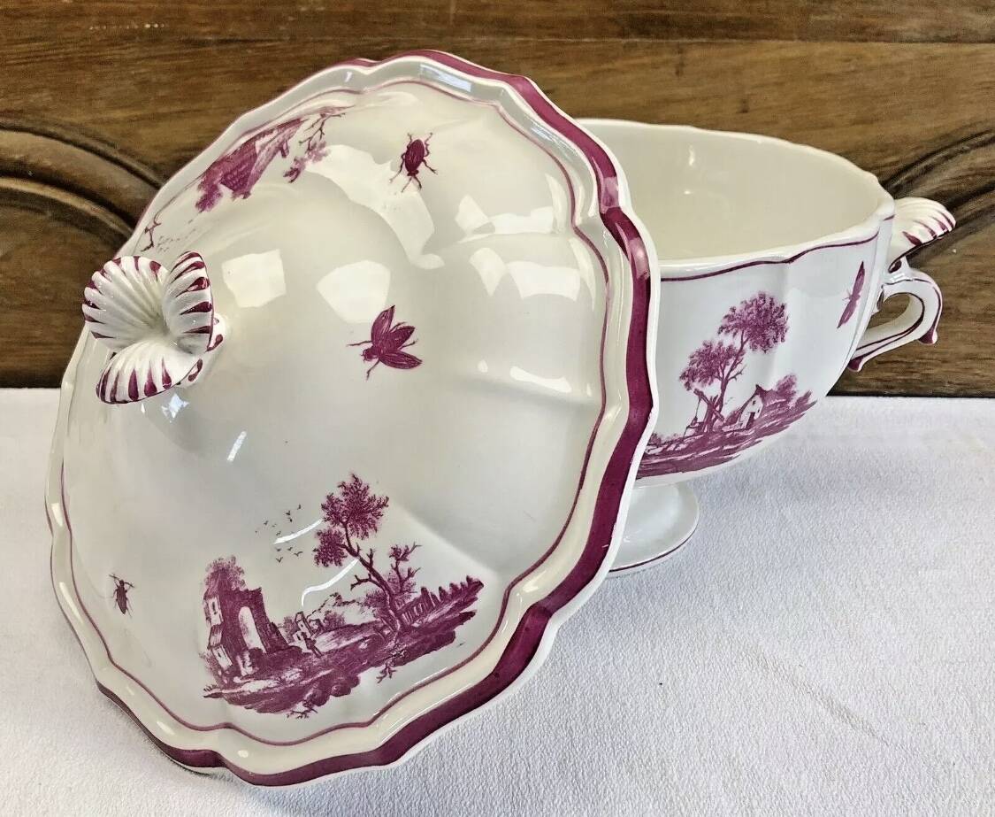 Antique large Gien vegetable soup tureen, pink landscape model, 1938/1960