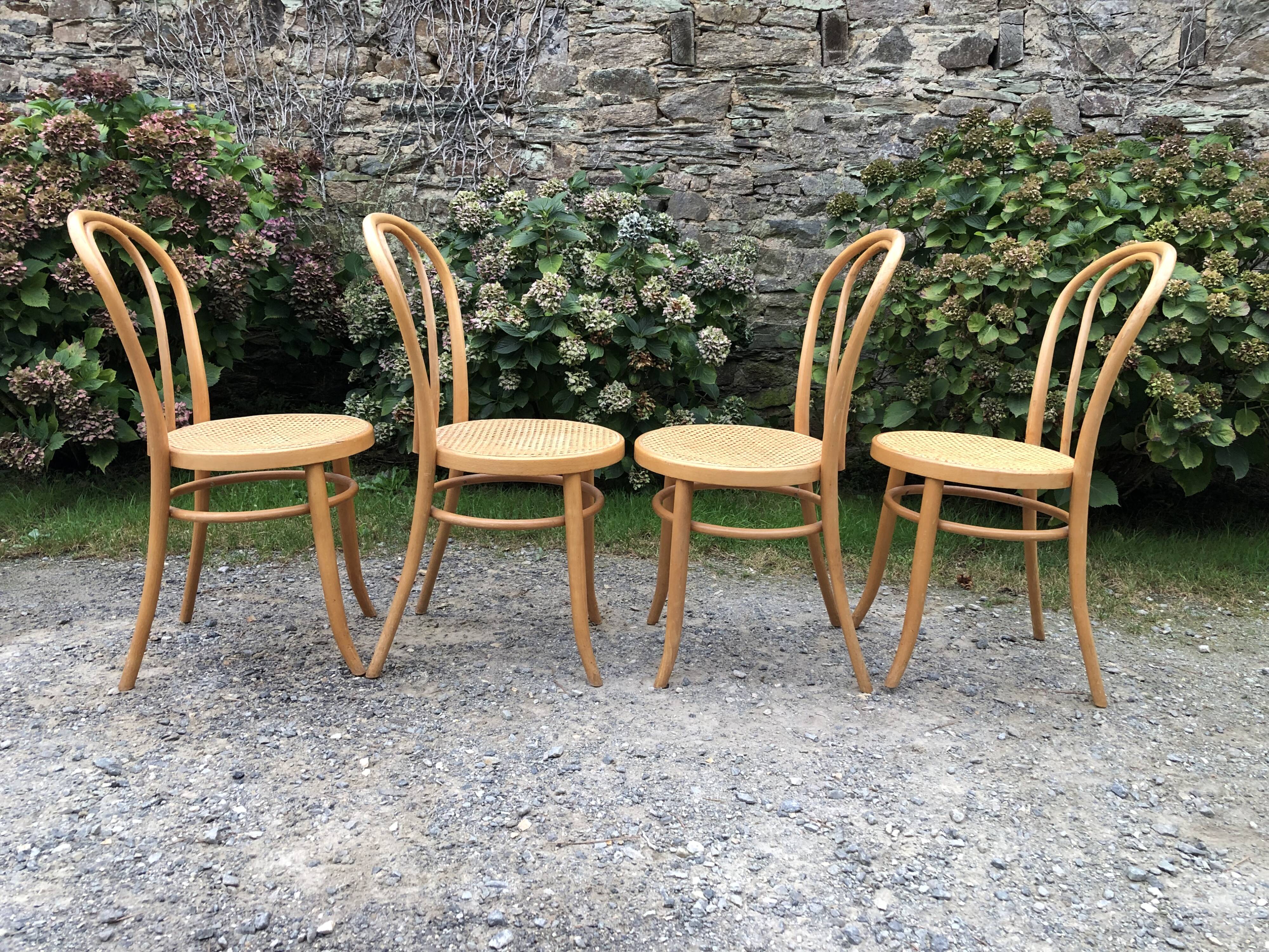 4 chaises bistrot vintage cannées