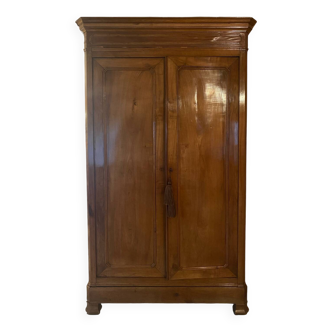Ancienne Armoire en bois massif