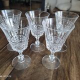 Lot de 5 verres à vin en cristal ciselé ancien