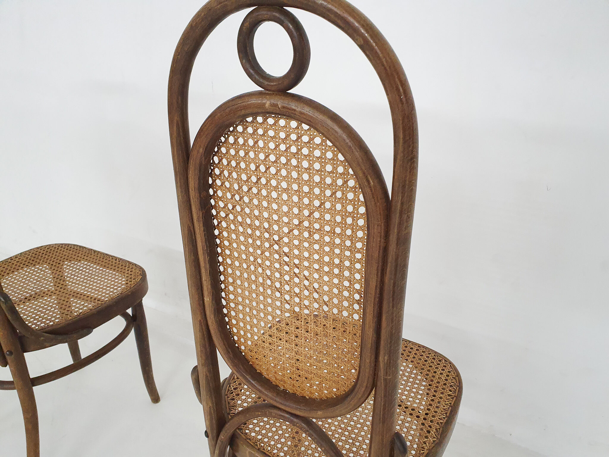 Set of 2 Thonet nr. 5 dining chairs, Romania, 1900