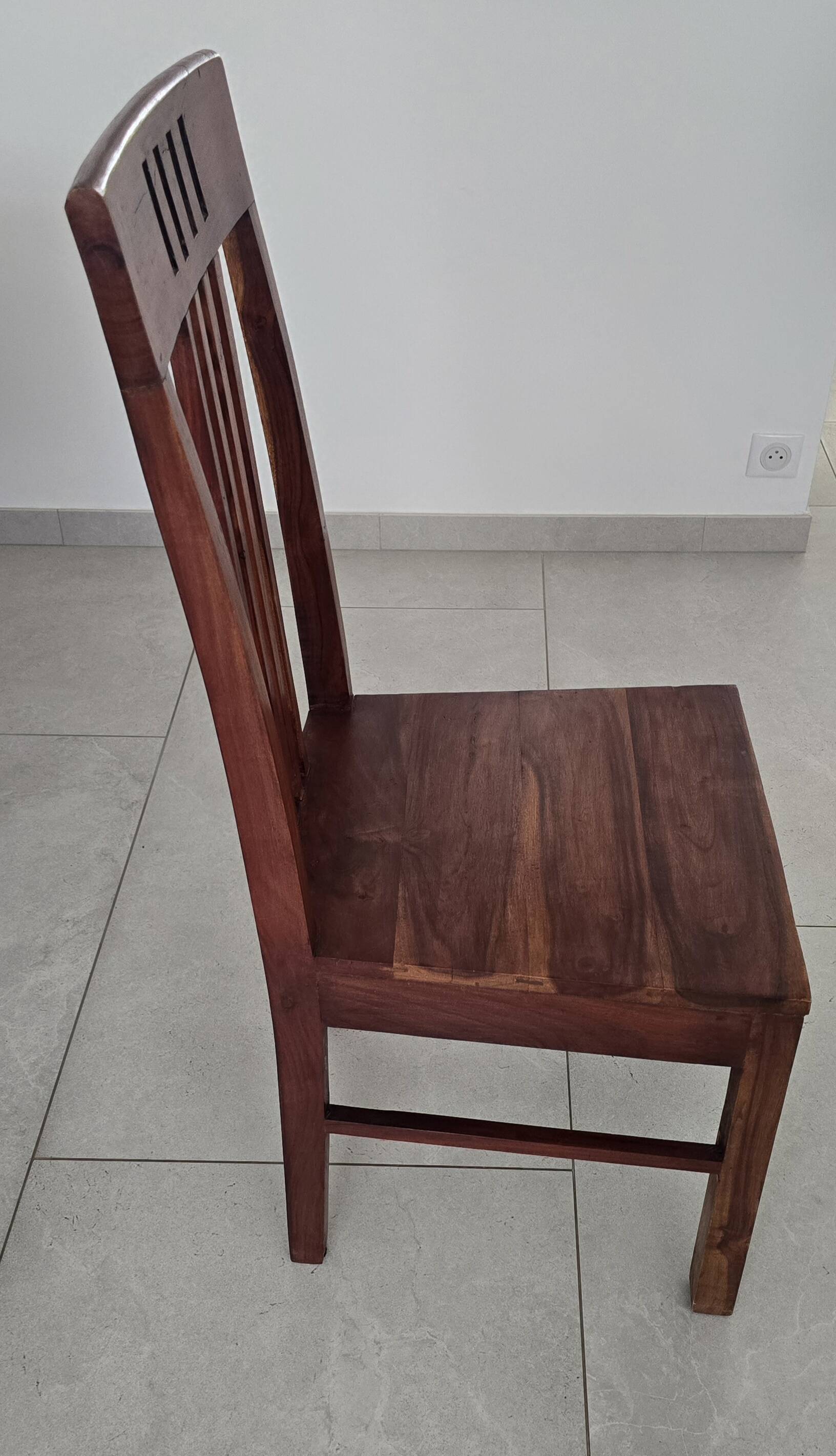 Solid Teak Dining Table + 4 Chairs – Colonia Style