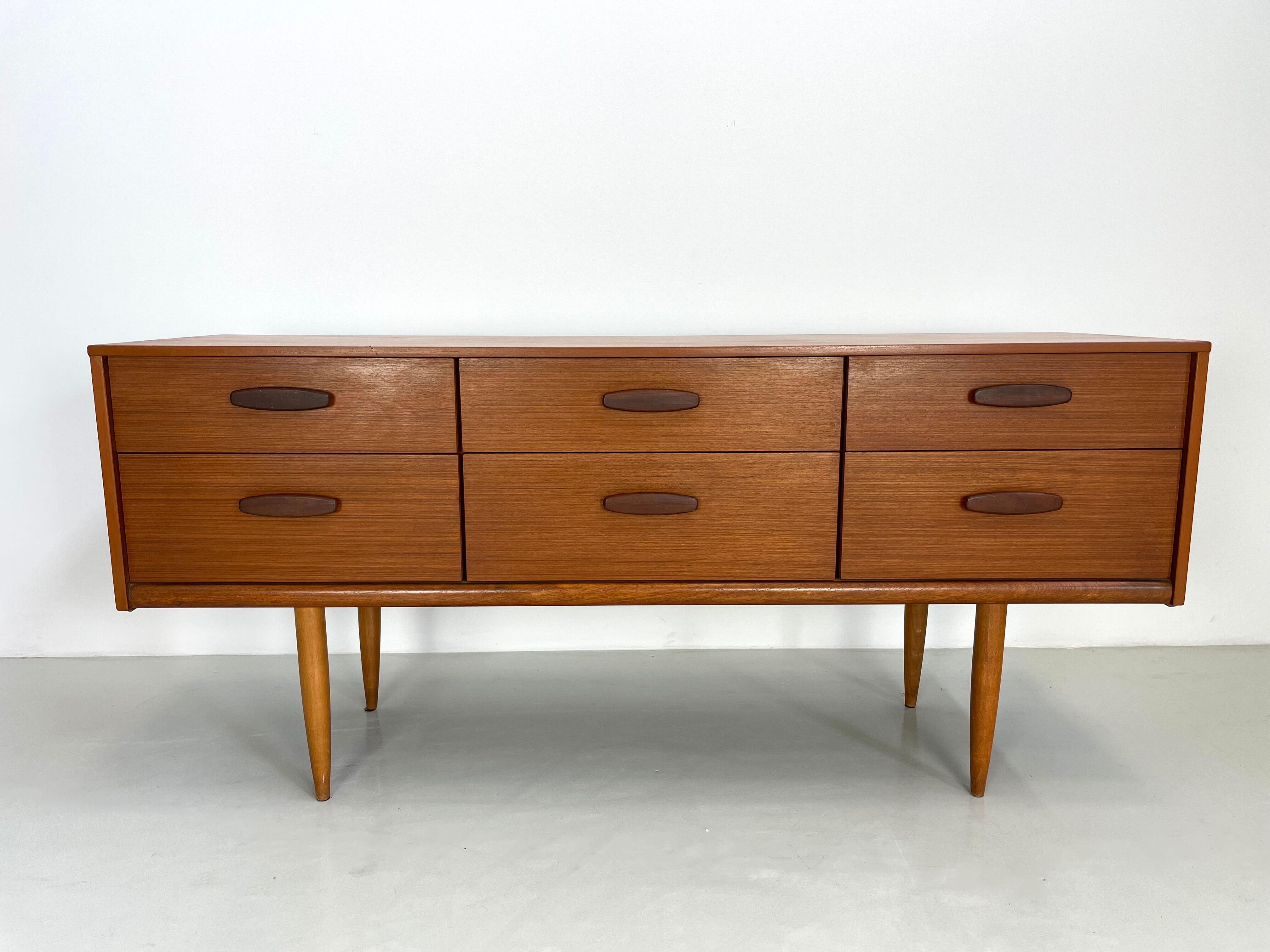 Austinsuite sideboard 1960