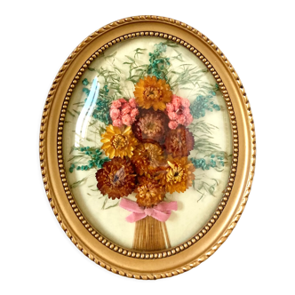 Curved glass frame dried flowers