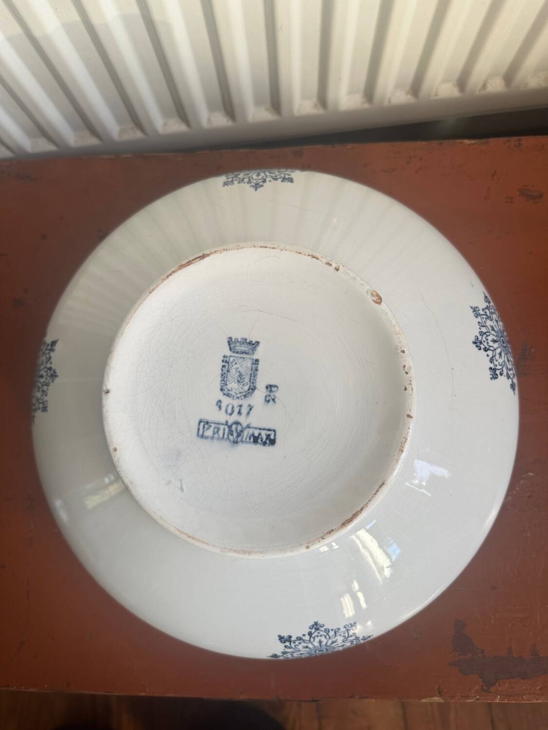 Large Saint Amand salad bowl