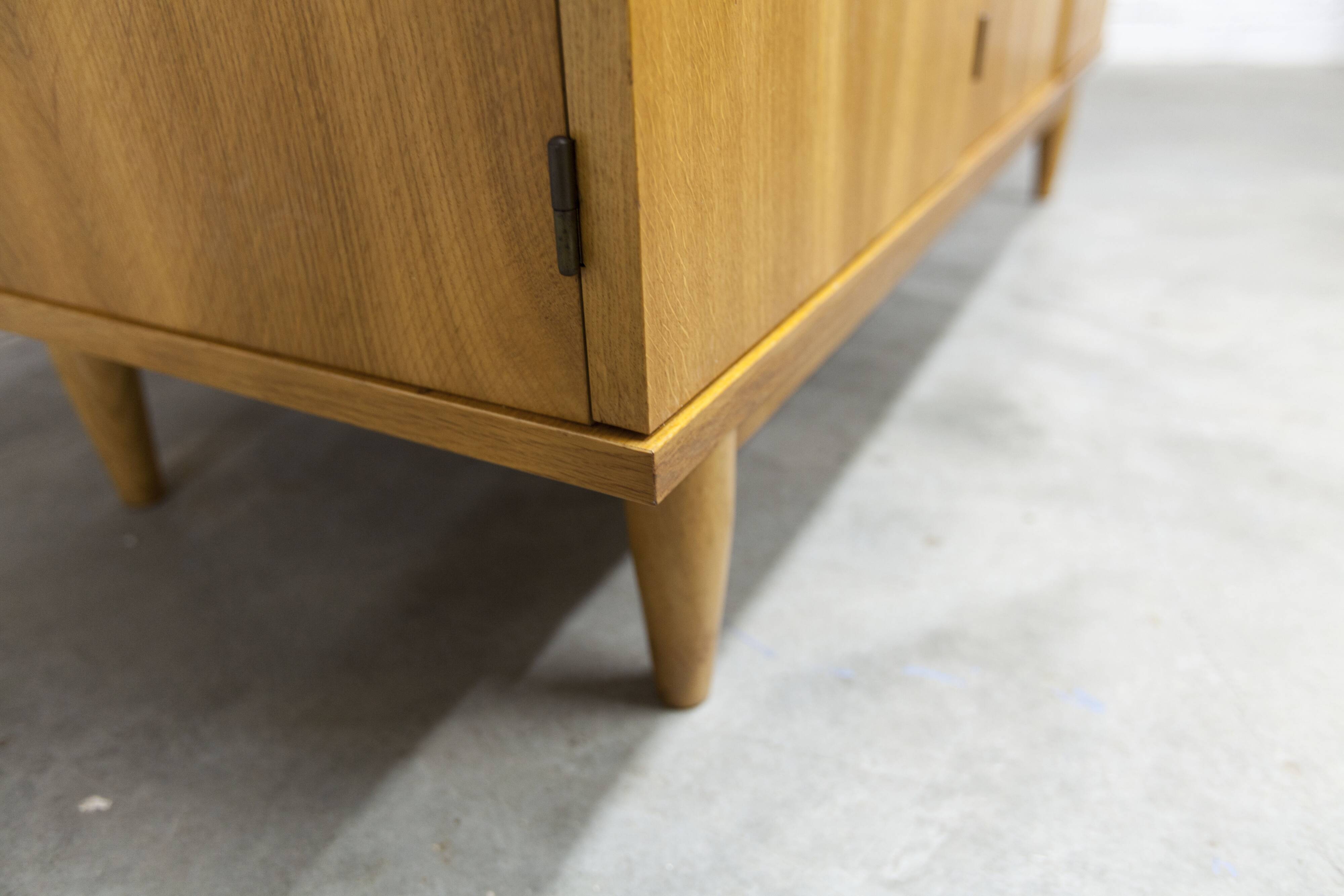 Scandinavian 3-door wardrobe in blond teak