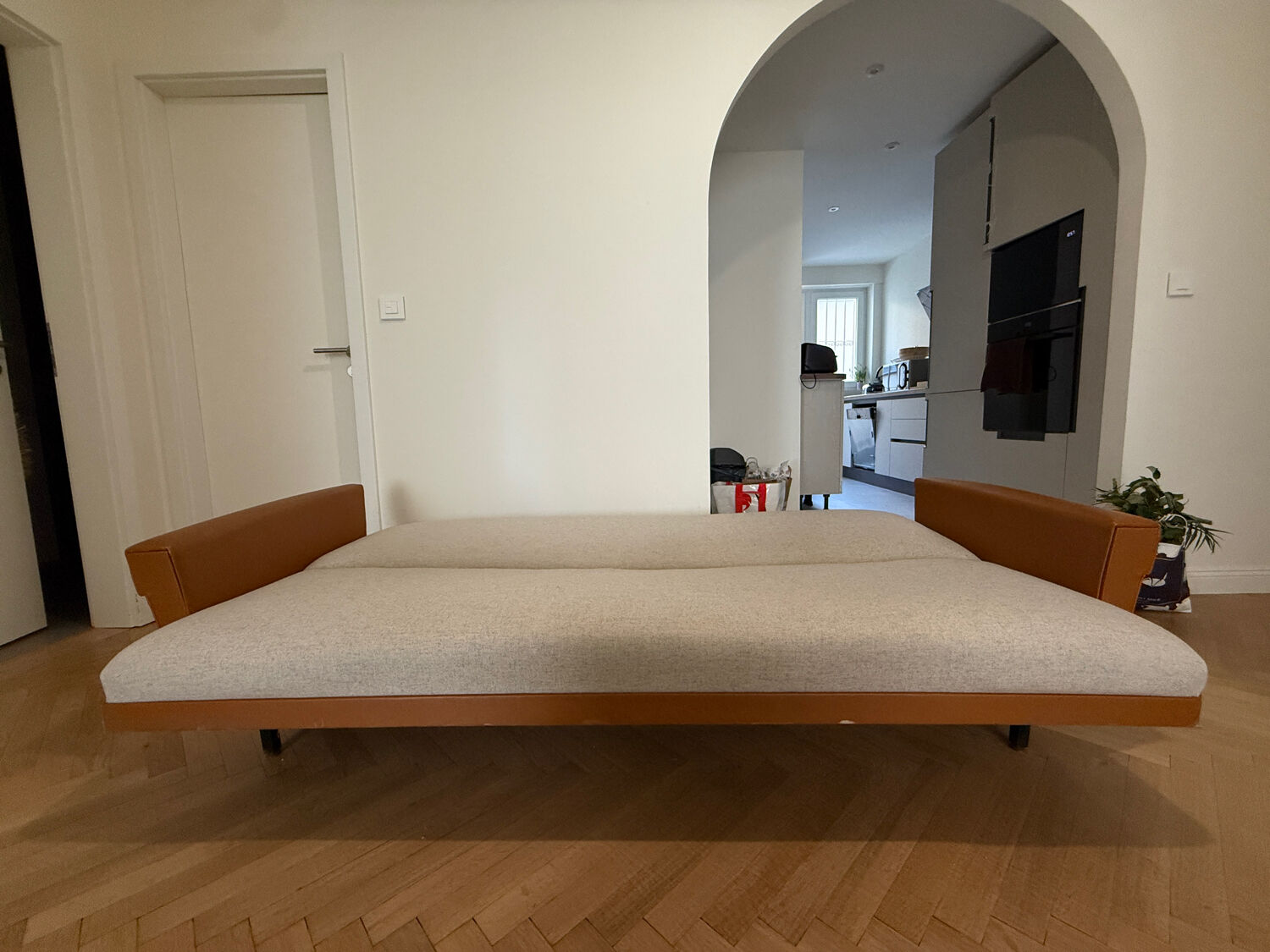 Convertible sofa design