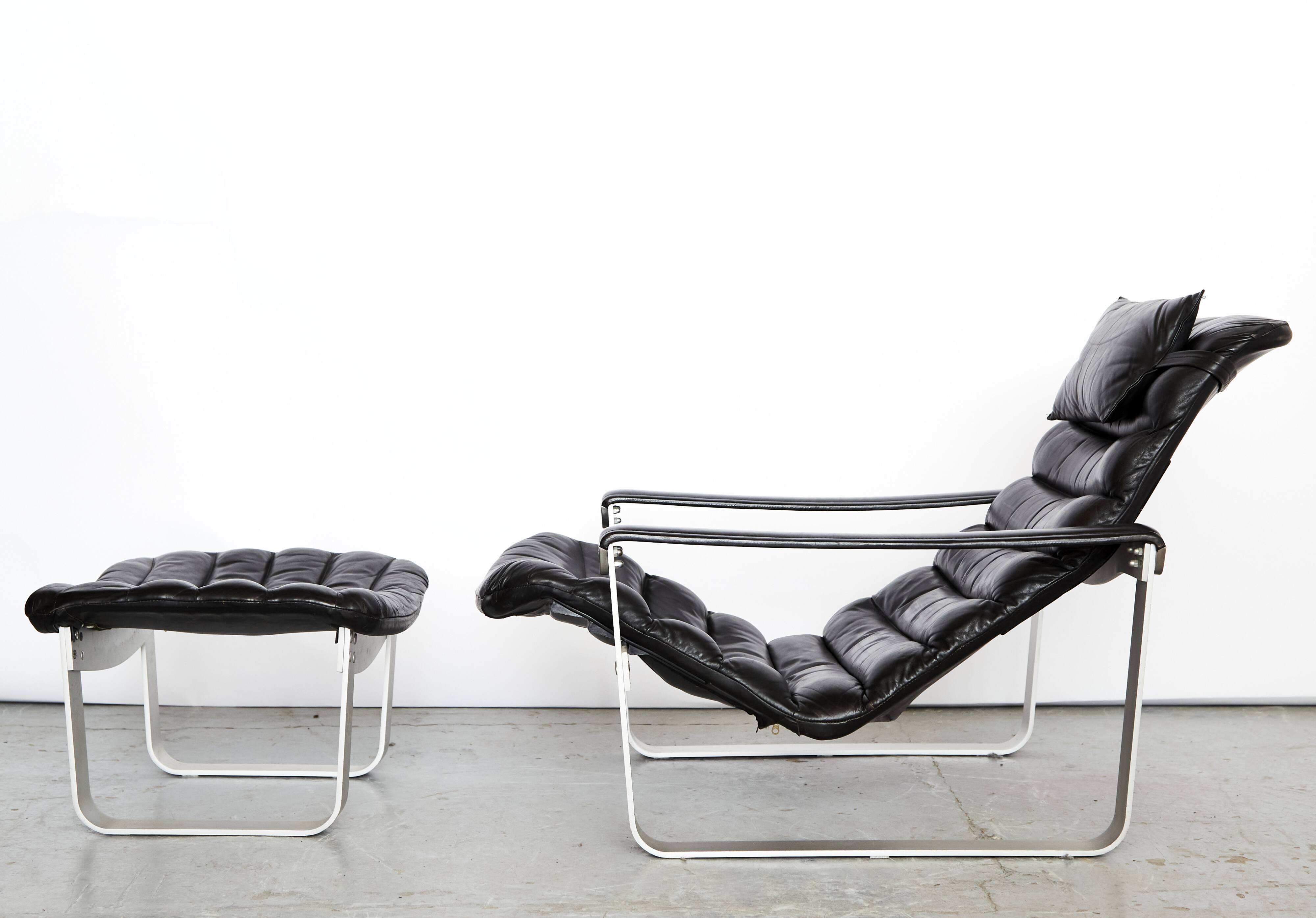 Lounge chair and ottoman Ilmari Lappalainen "Pulkka" for ASKO