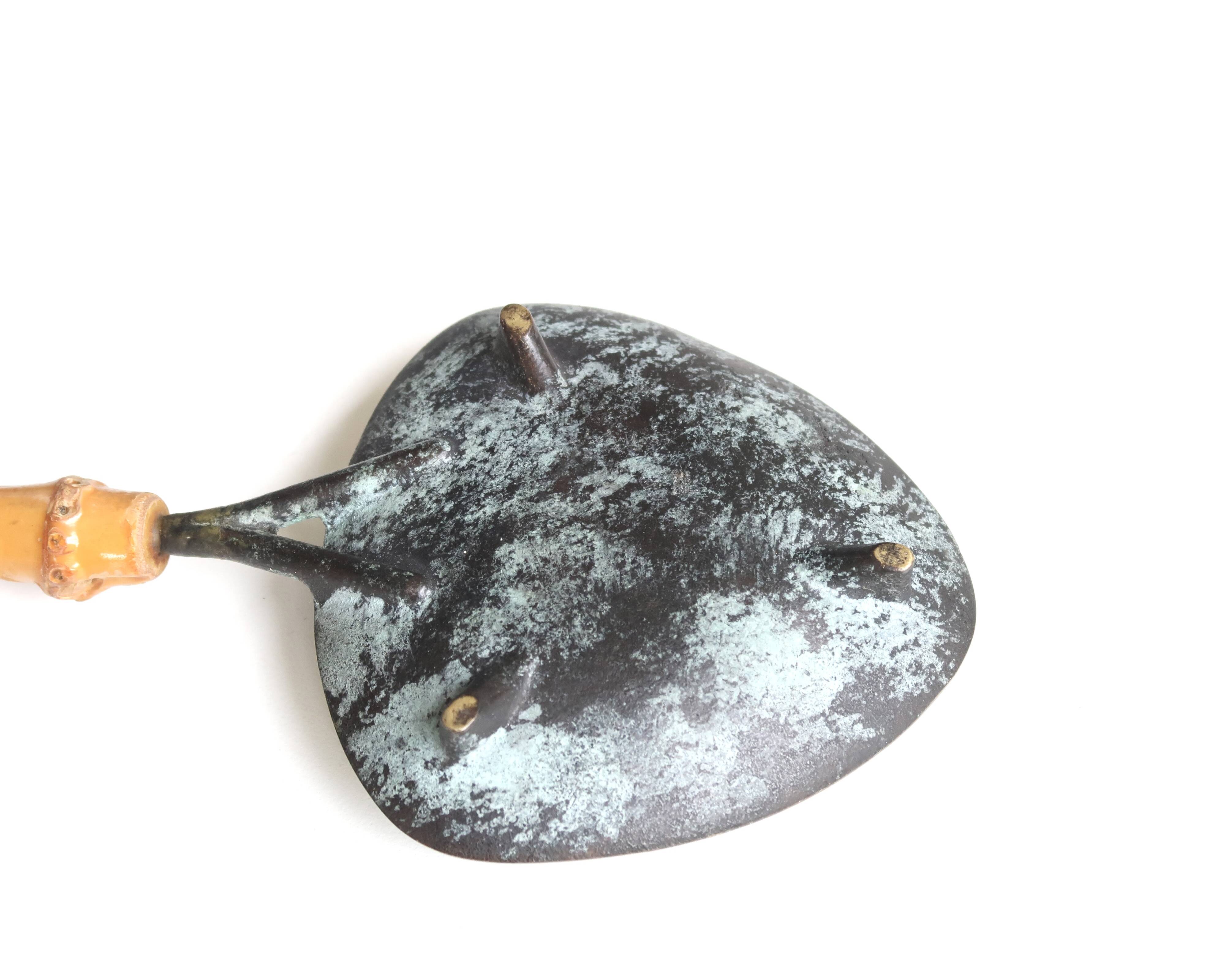 Austrian pocket tray in bronze and bamboo handle