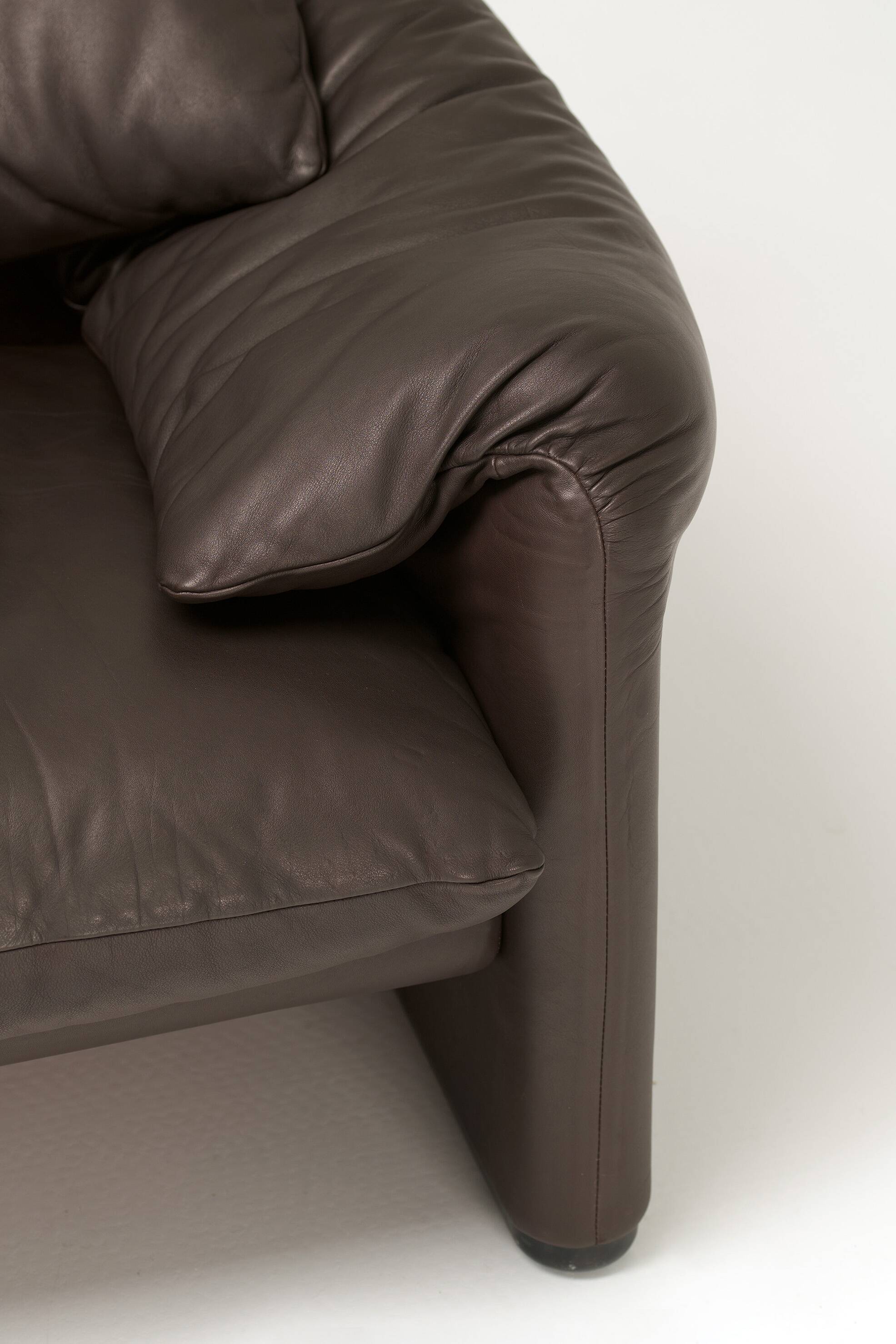 'Maralunga' 2-seater Sofa - Vico Magistretti