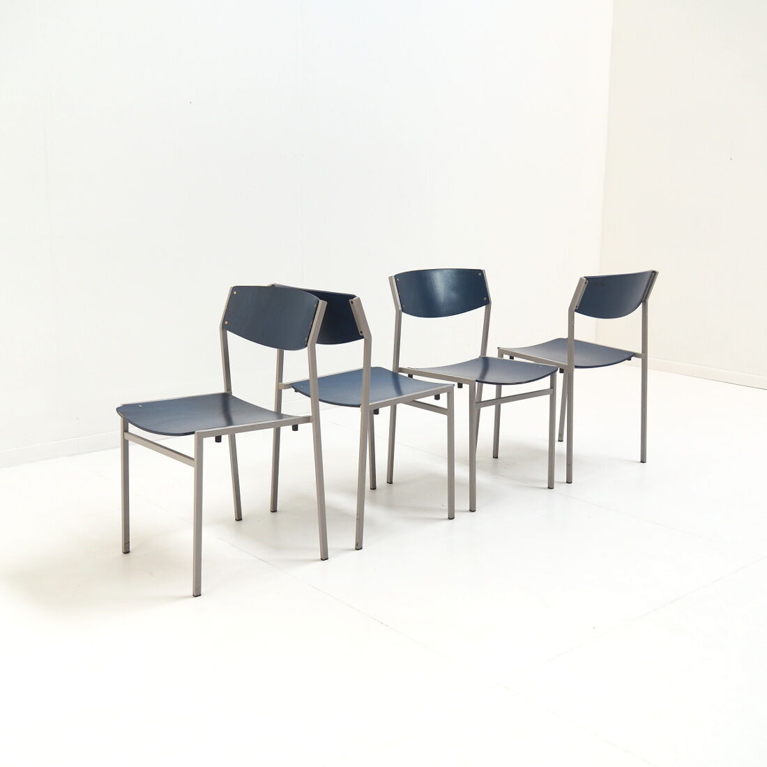 4 chairs by Dutch designer Gijs van der Sluis